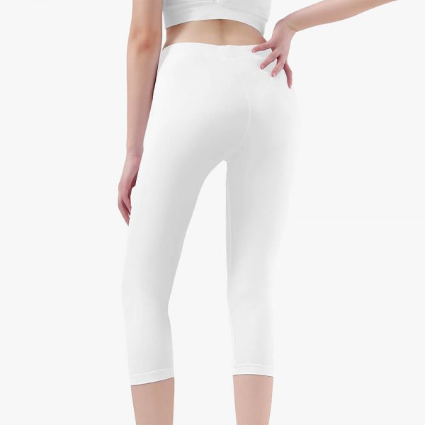 A waist-controlling tight yoga pants with a high waist that defines curves and streamlines.