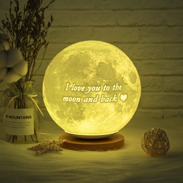 "I love you" written on the moon lamp