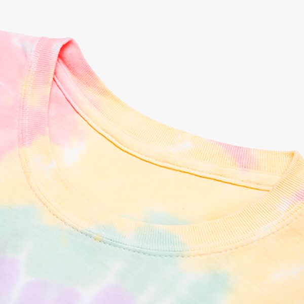 Tie-dye short sleeve neckline